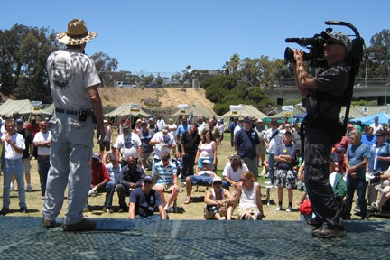 HDV Shooter Mark Schulze documents speech by Dr. Jon Nachison at San Diego Stand Down 2007