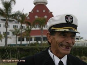 Sandman standing in front of Hotel Del Coronado