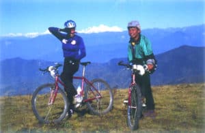Julia Ingersoll Razu Sherpa India during Mt Everest Bike Rally