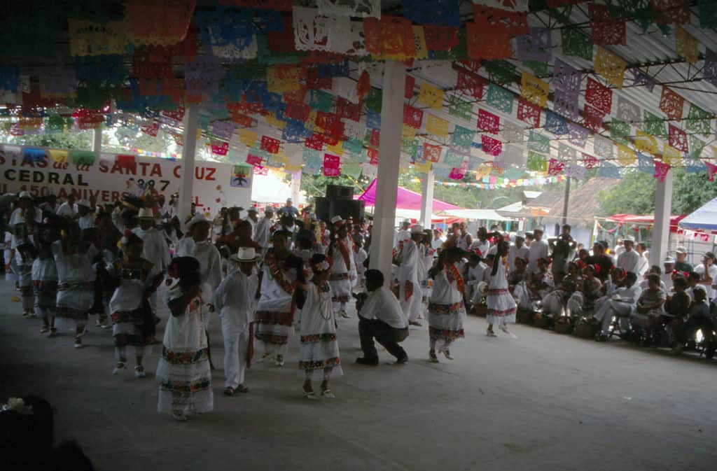 viva mexico dancers celebration cozumel