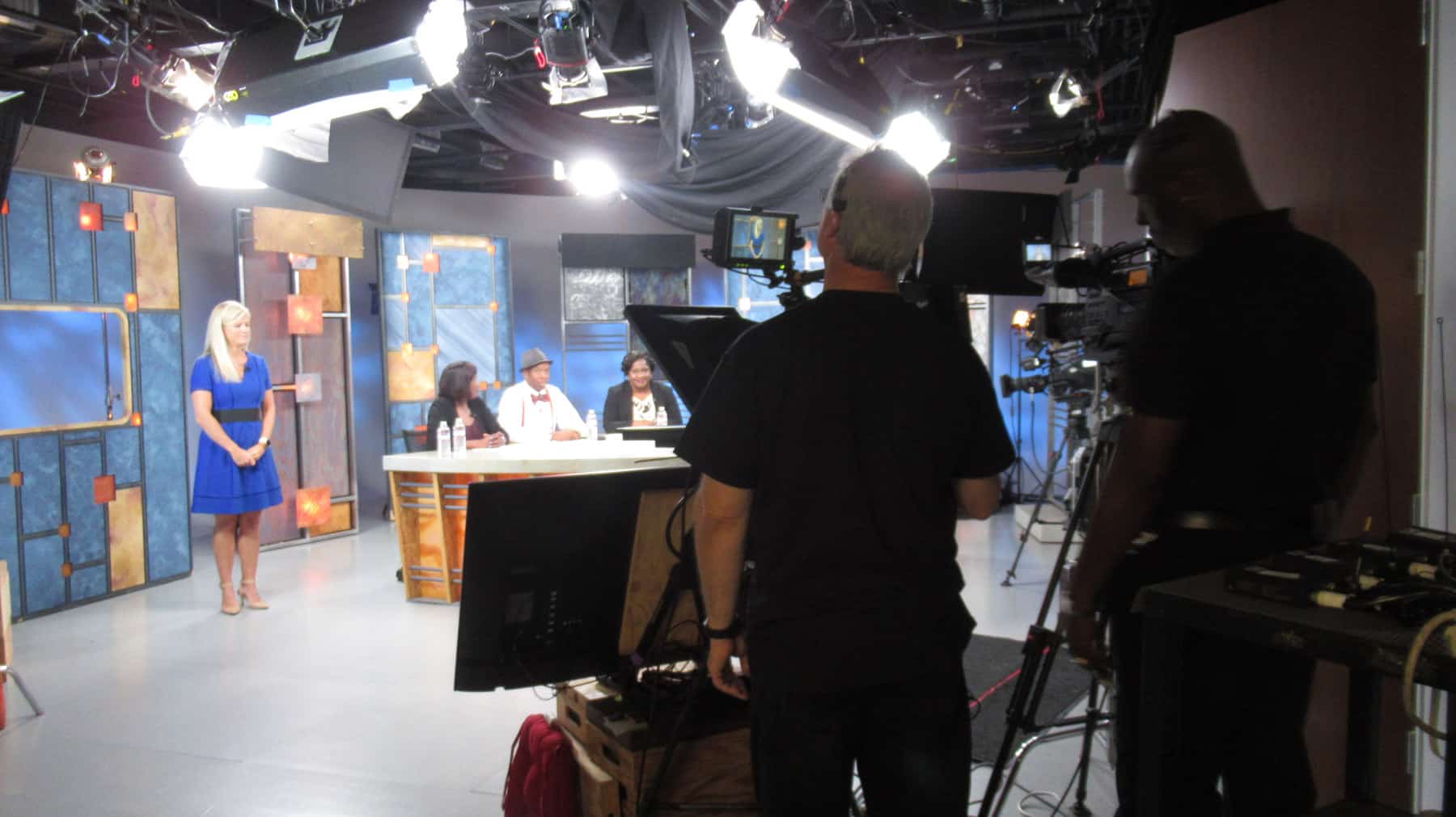 Doctor Panel Live Streamed in San Diego Studio